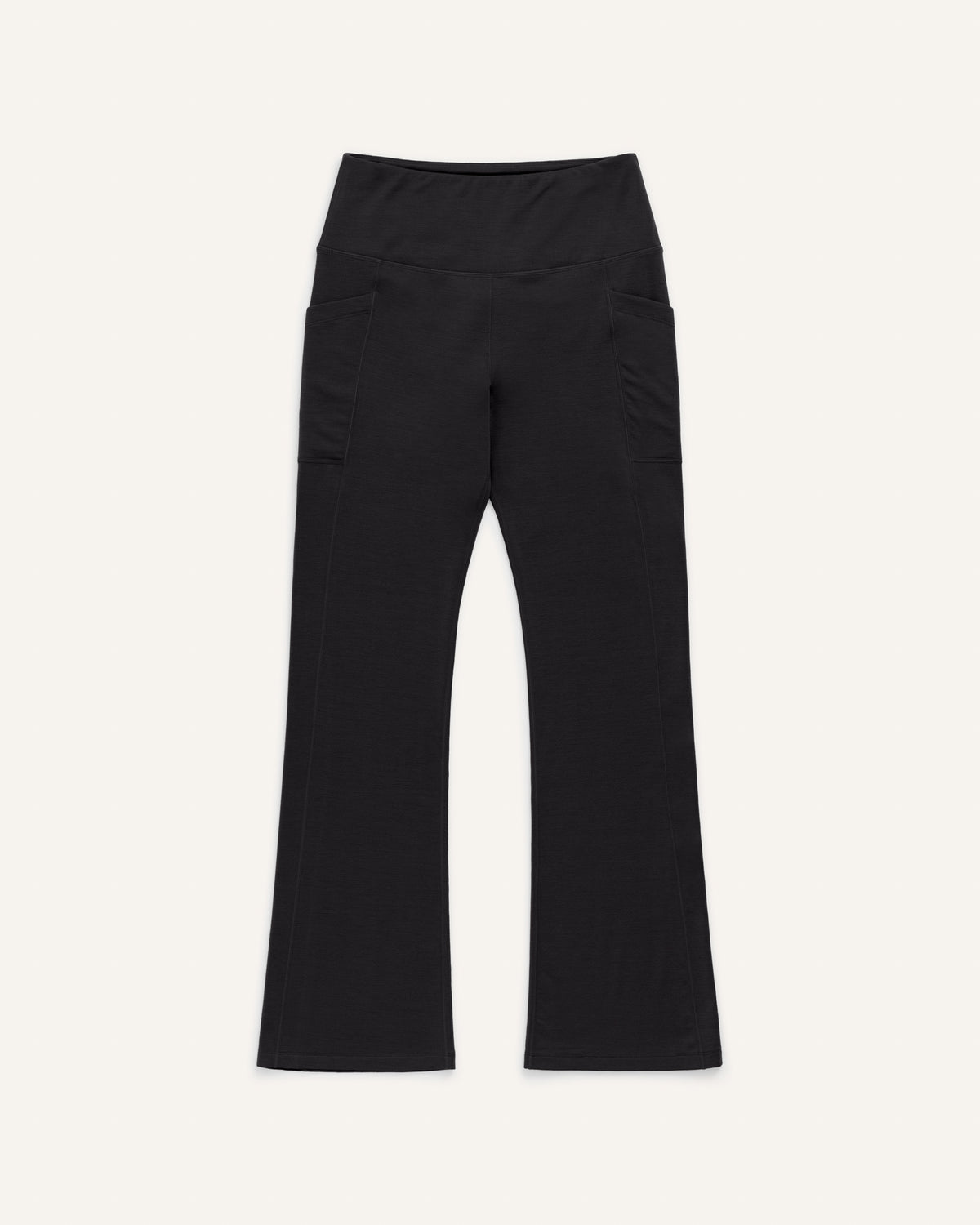 Laydown of Summit Straight Cut Pocket Legging in Black. Summit Straight Cut Pocket Legging is a merino wool legging with pockets available in sizes XS-3X Regular, S-XXL Long.