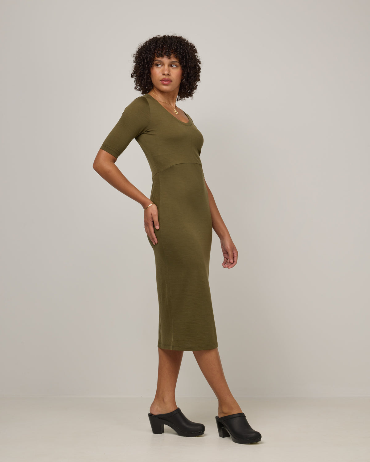 model-spec:Janiah is 5'7", wearing a size XS Regular