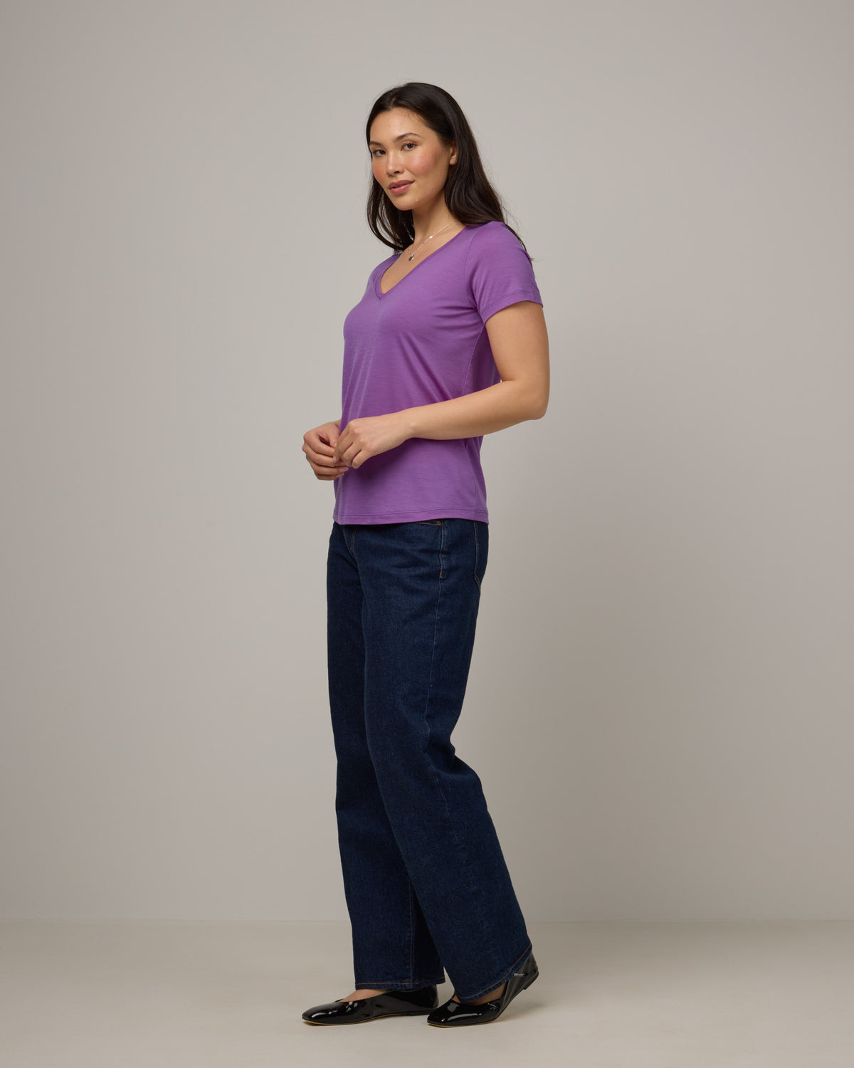 model-spec:Maile is 5'9", wearing a size M